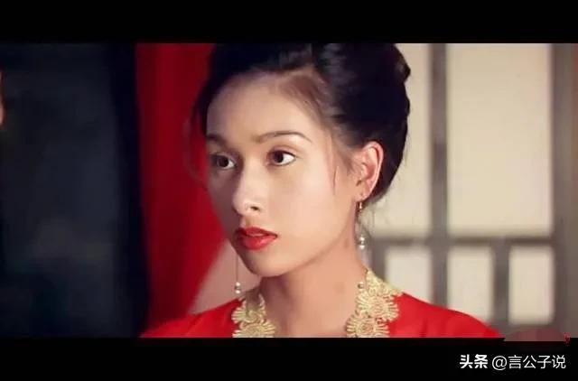 眼窝深的女人面相(7位天生“眼窝深”的女星，深邃迷人和疲惫显老，差距一目了然)(图55)