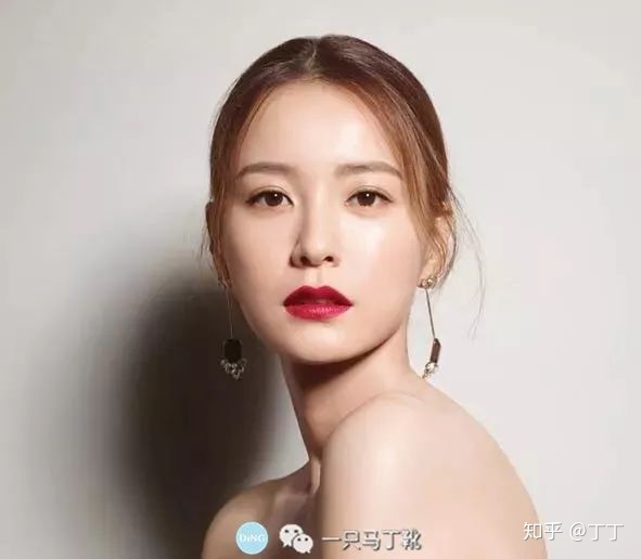 薄唇的李倩，为什么还是少女感满满？|？
